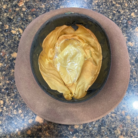 VTG 1960s era Bee Hats Custom Made Brown Beaver Felt Fedora Distressed Worn Sz 7 - Picture 6 of 15